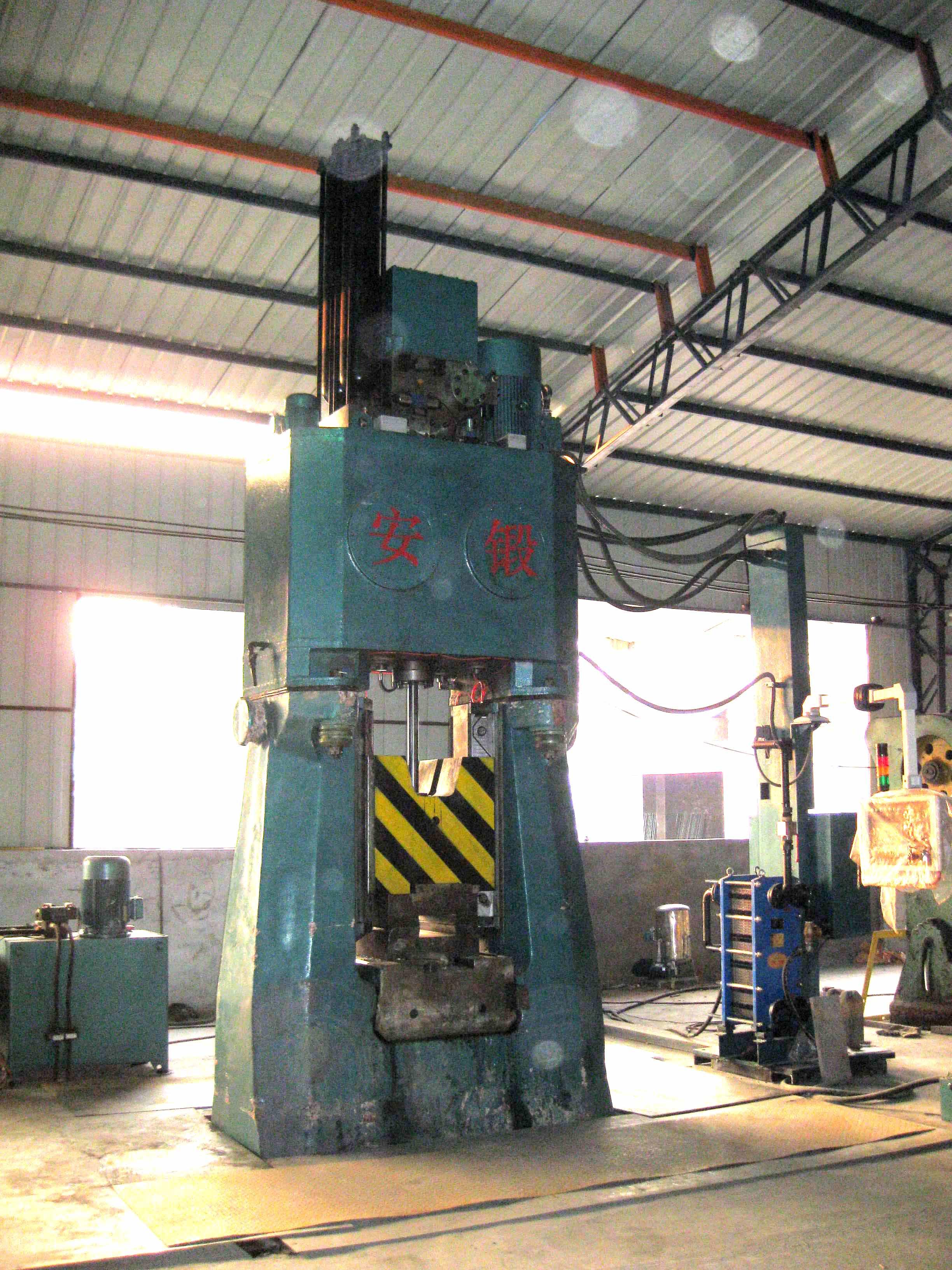 25kj PLC Hydraulic forging hammer in China 